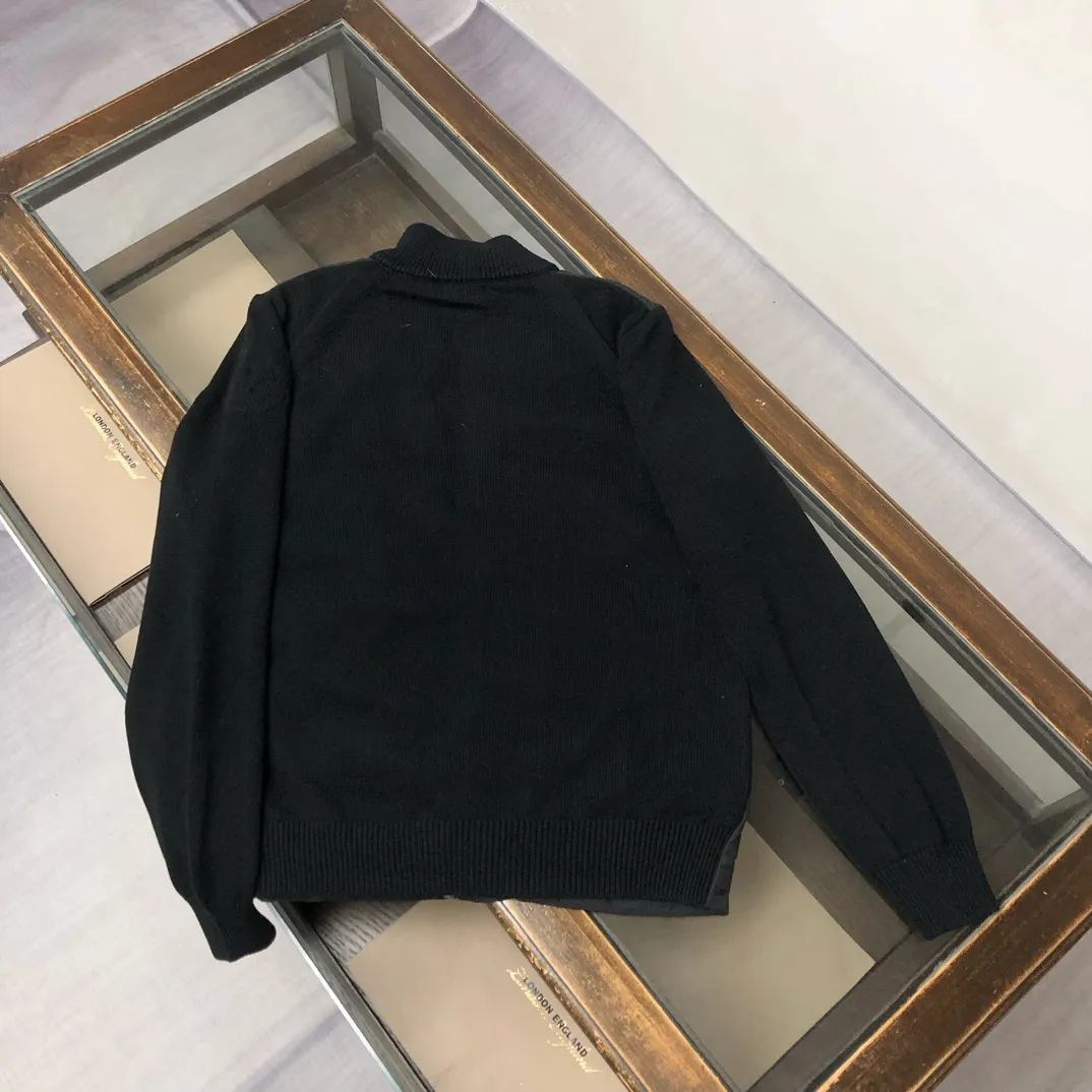 🆕🆕🆕MON*CLER 2025 New Arrival Versatile Breathable Logo ！ ！ ， ， Premium ！ ， 90 ， ， ， ！ ！ ， ， ， ！！ ：Black、 Size：M L XL XXL 3XL